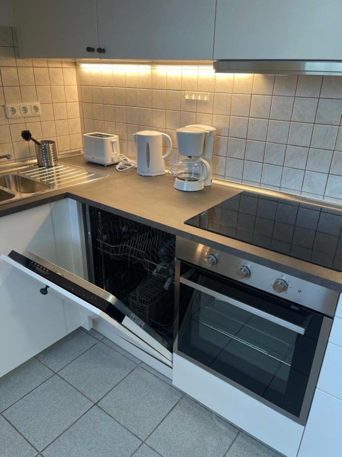 Comfortable Shared Apartment With Private Room In Wesseling Exterior foto