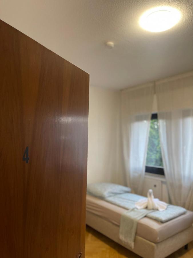 Comfortable Shared Apartment With Private Room In Wesseling Exterior foto