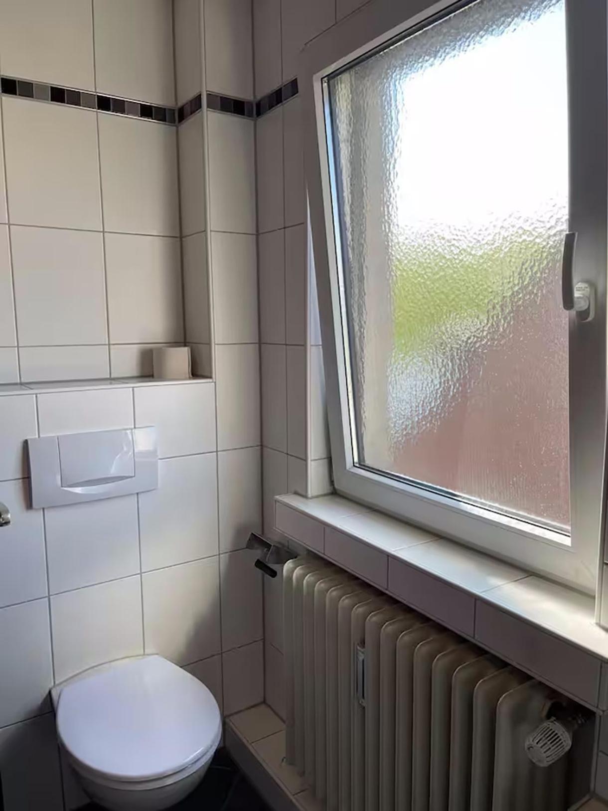 Comfortable Shared Apartment With Private Room In Wesseling Exterior foto